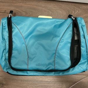 NWT Turquoise Blue Ebags Toiletry Bag